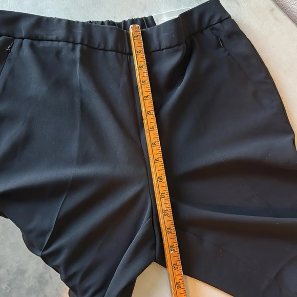 NWT-Chico’s relaxed tapered pants - Picture 10 of 13